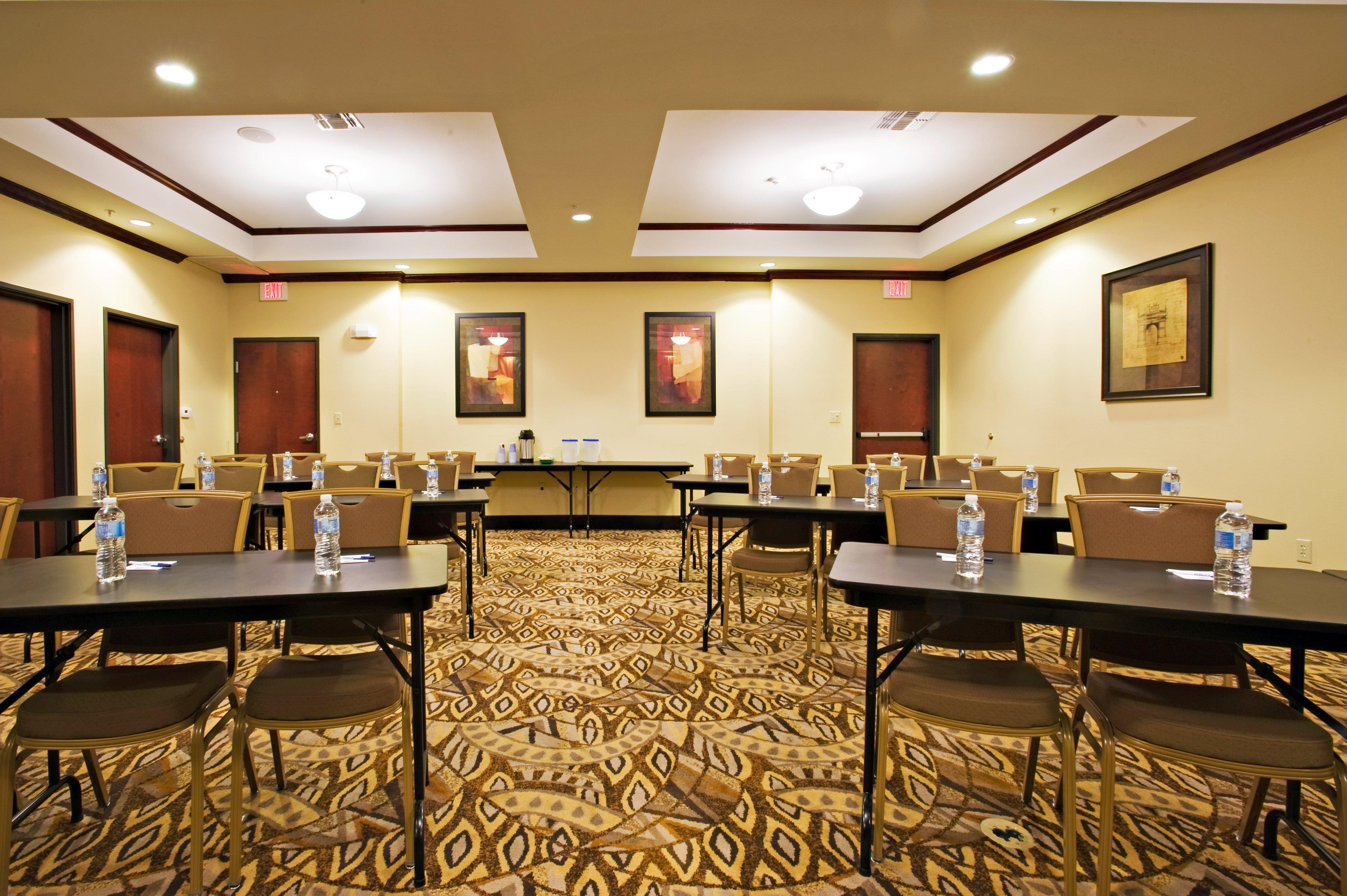 Holiday Inn Express And Suites Snyder By Ihg Exterior foto